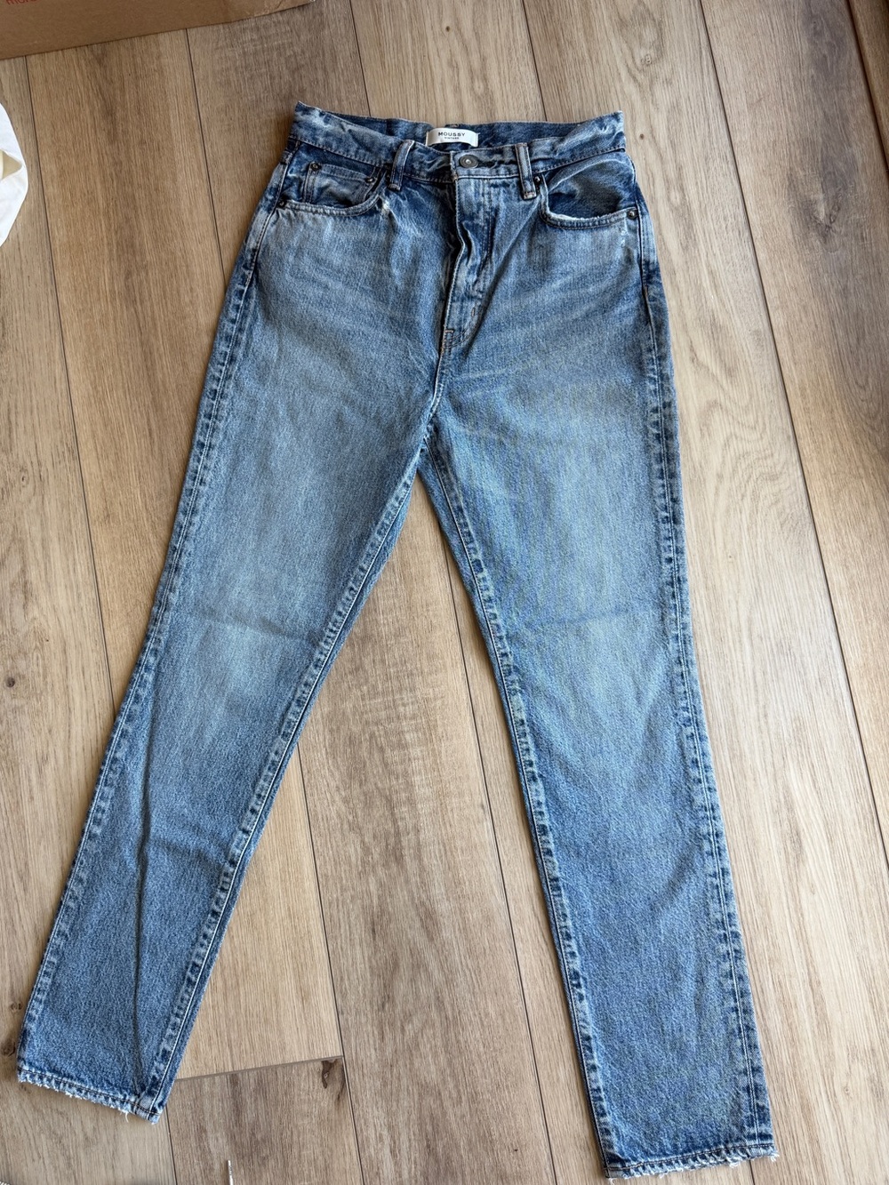 Moussy High-Rise Light Blue Vintage Wash Jeans